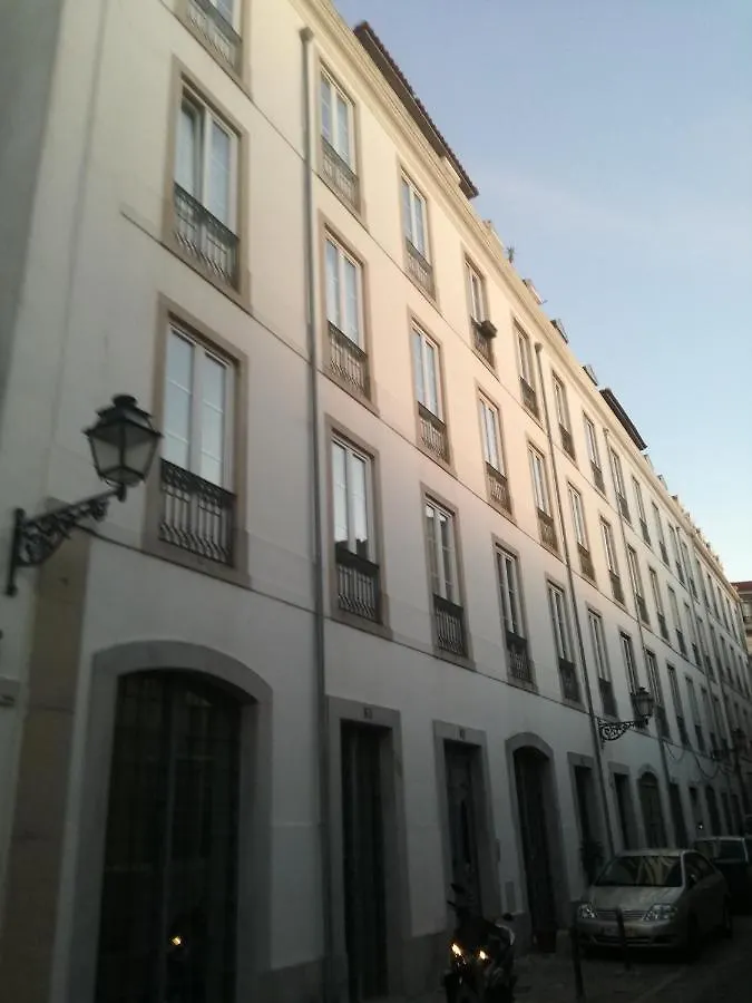 Elegant 3 Bedroom Flat With View In Principe Real Lisbona 0*,  Portogallo